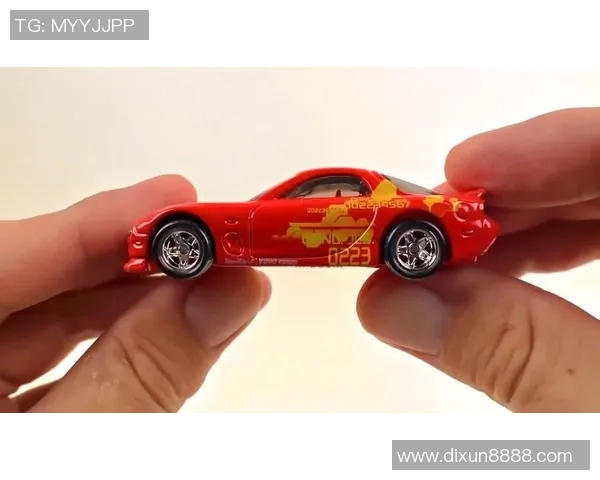 足球明星迷你公仔的魅力与收藏价值探讨与欣赏