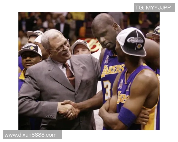 足球明星们如何看待科比的影响与传奇地位 足球明星们如何看待科比的影响与传奇地位